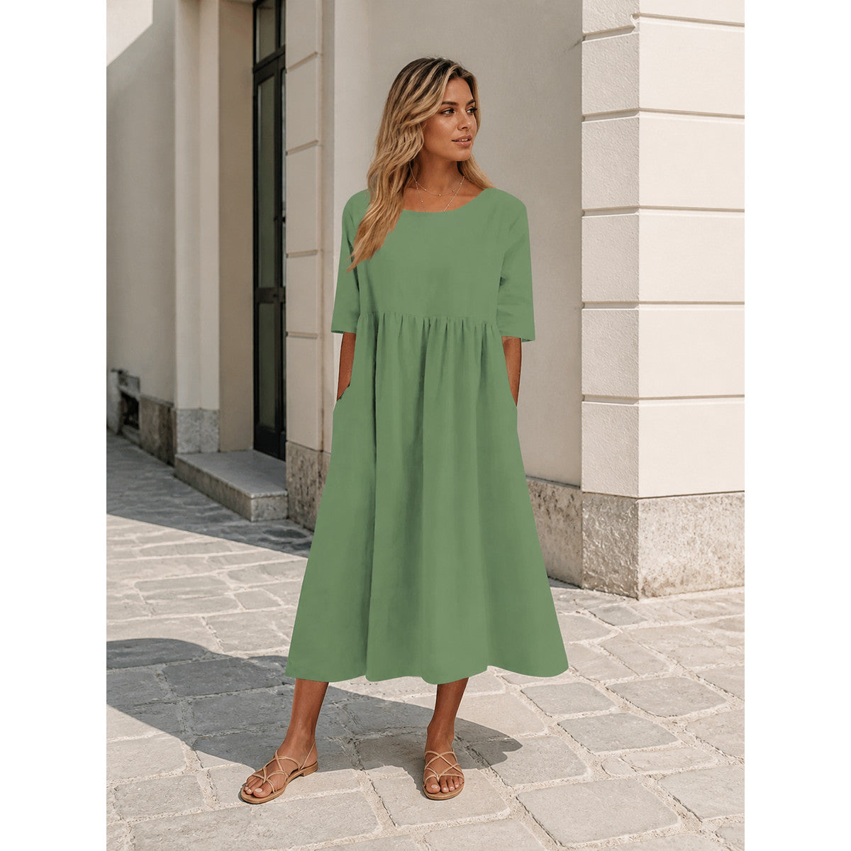 Loose-Fit Dress with a Round Neckline and Sleeves
