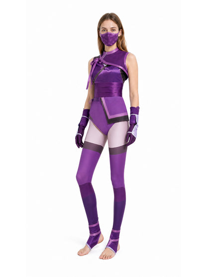 Ninja cosplay costume with cape, gloves, and mask Costume Capes detail