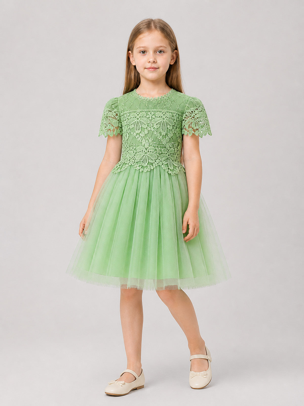Dressy Girls' Dress with Lace and Full Tulle Skirt Costume Dresses detail
