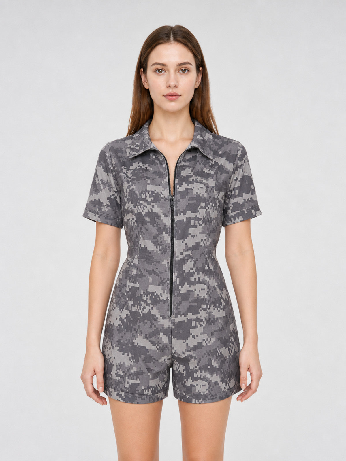 Camouflage jumpsuit costume with cap for parties front view