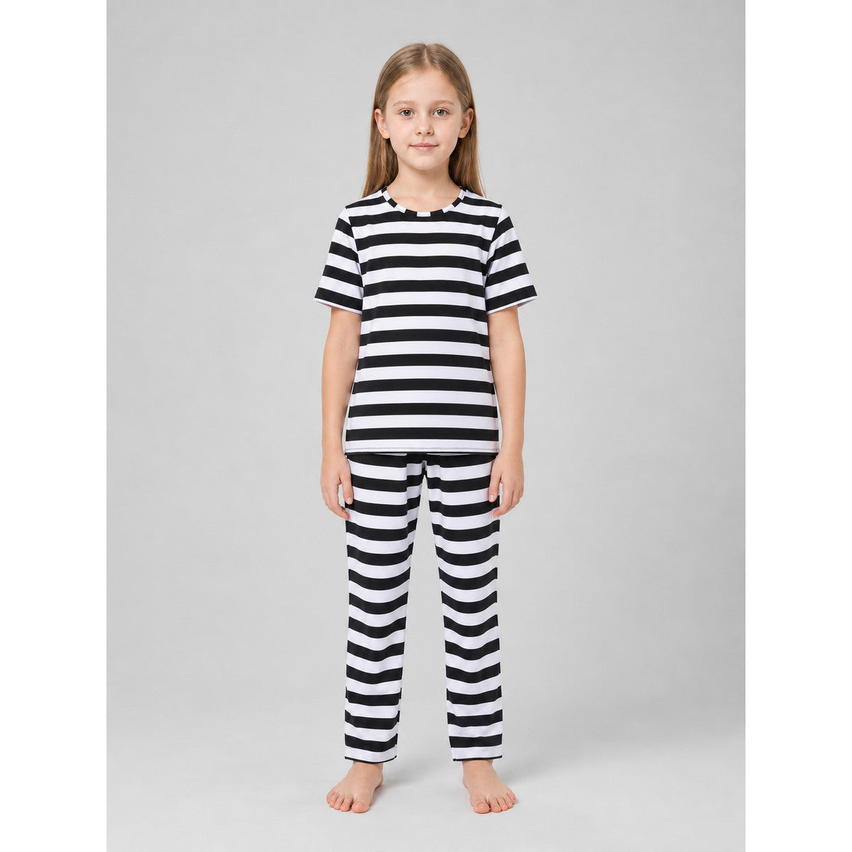 Children’s striped costume for themed outfits. The set is made in contrasting black and white: horizontal stripes appear on the short-sleeve top, pants, and headwear. This pattern immediately creates a recognizable dress-up look and helps a