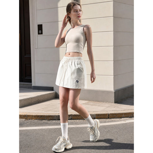 Women's Short Loose-Fit Shorts with Pockets