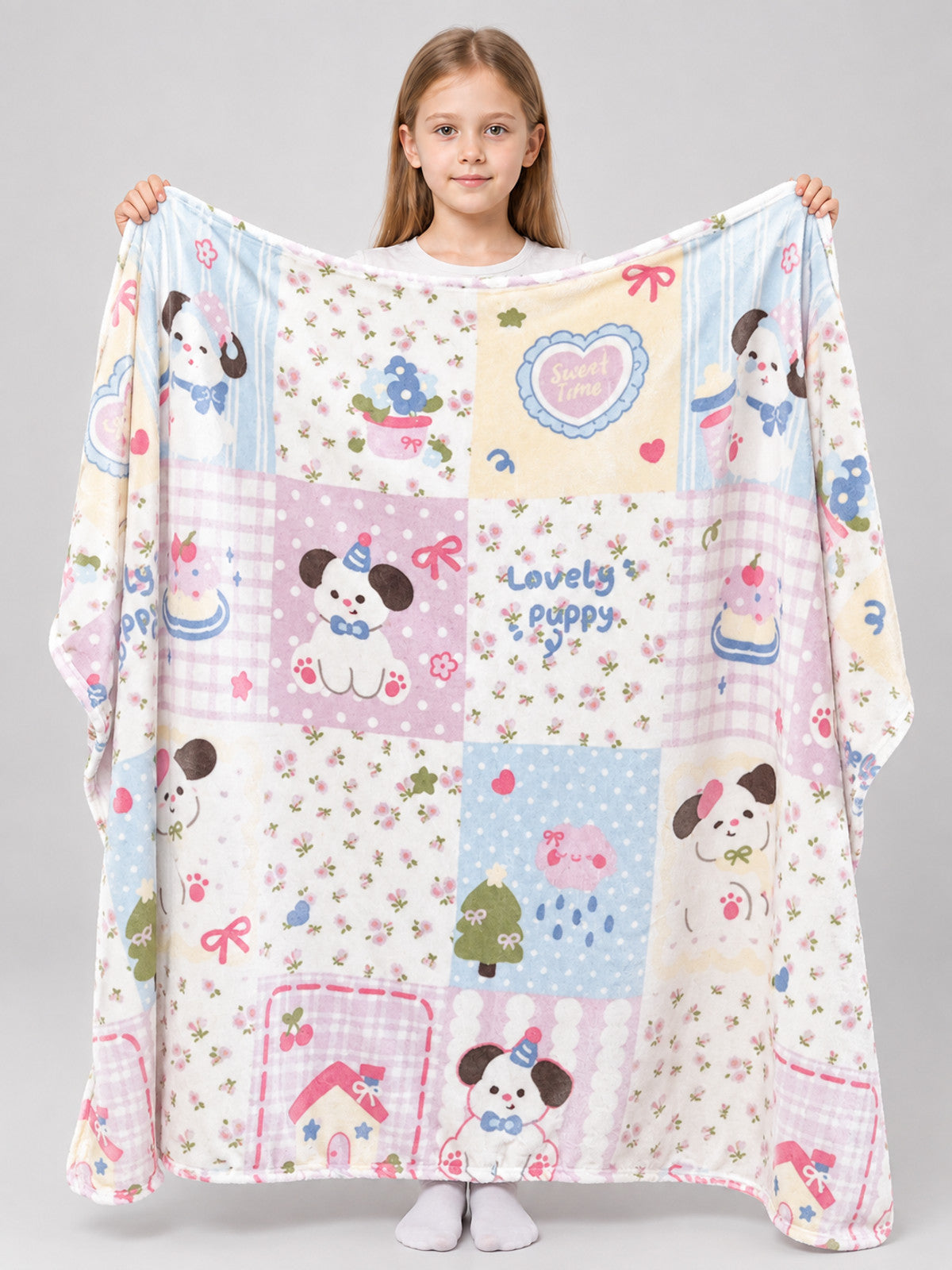 Double-Sided Blanket with Dog, Heart, and Bow Print