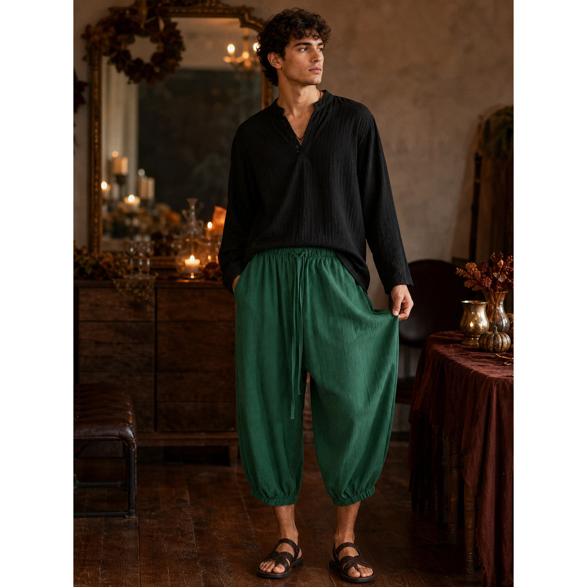 Loose-fit cropped shorts with drawstring, dark green