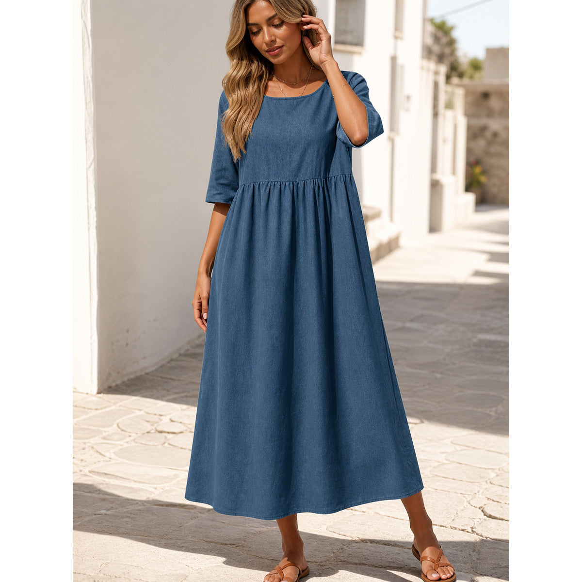 Long A-line dress with a round neckline and pockets