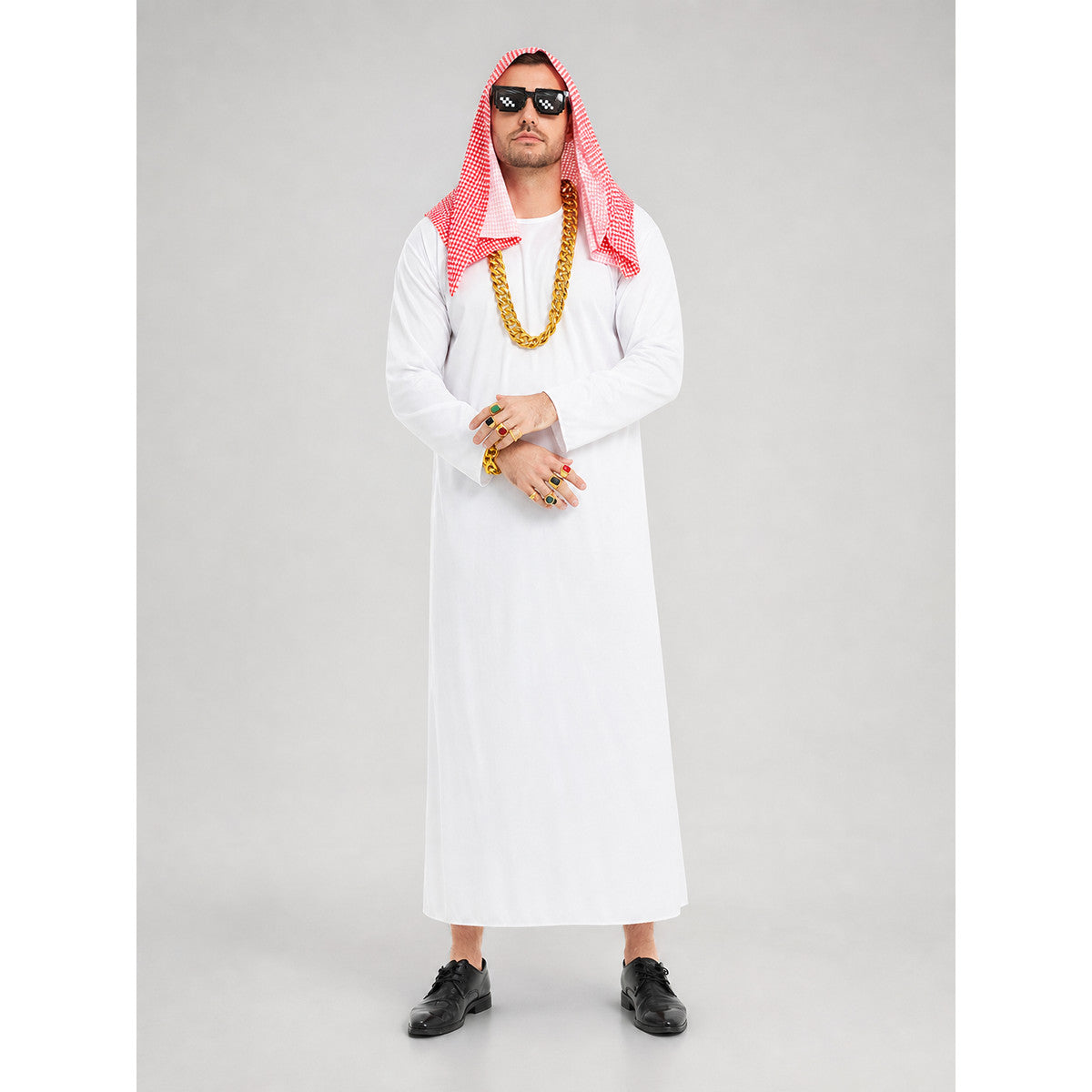 Arabic costume with headscarf and glasses for parties