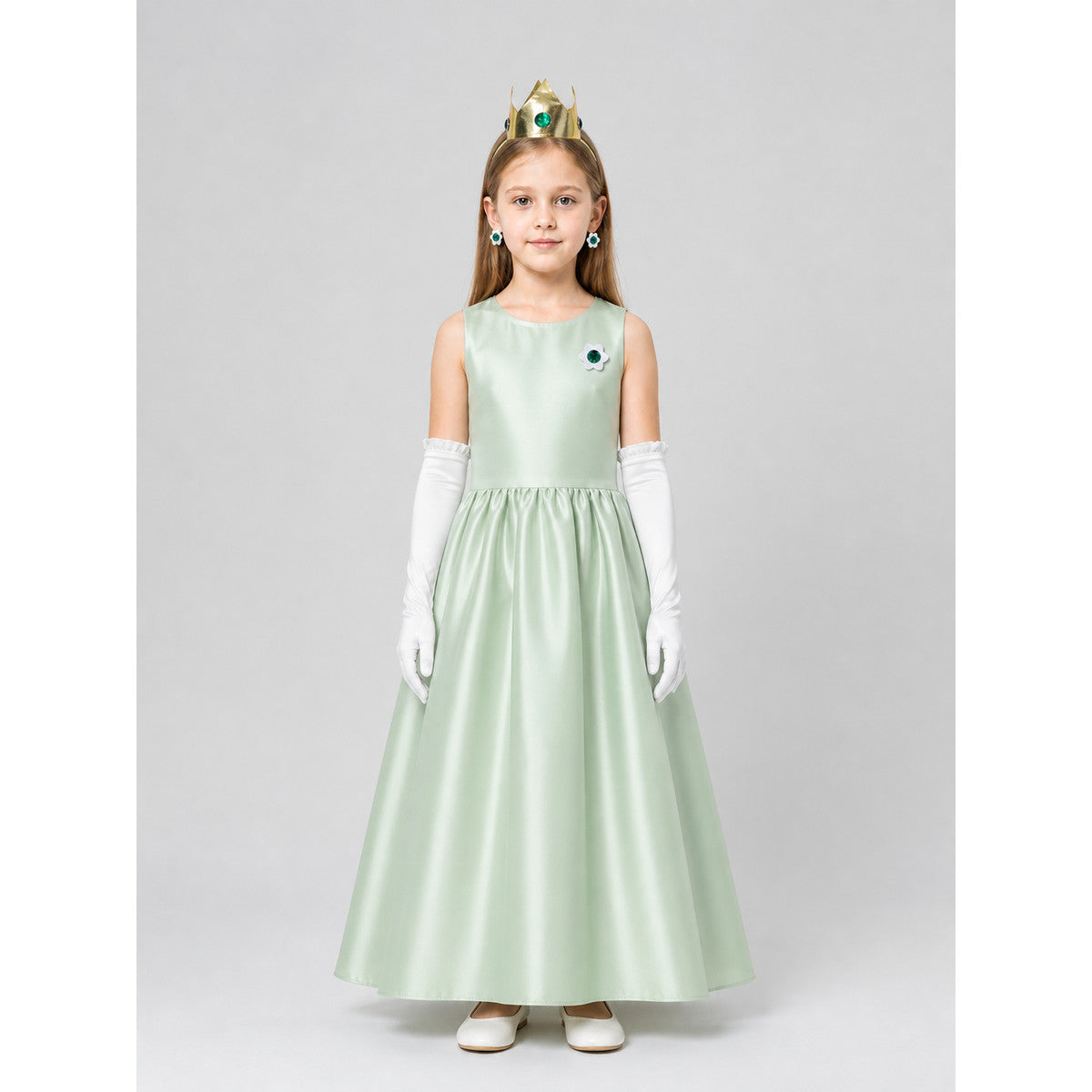 Daisy Accessories Set: Crown, Brooch, Earrings, and Gloves on-model view
