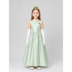 Daisy Accessories Set: Crown, Brooch, Earrings, and Gloves