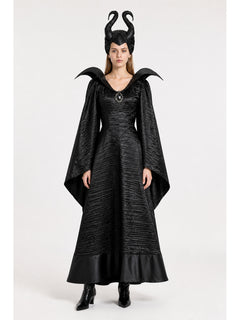Black Witch Costume with Wide Sleeves and Pointed Shoulders