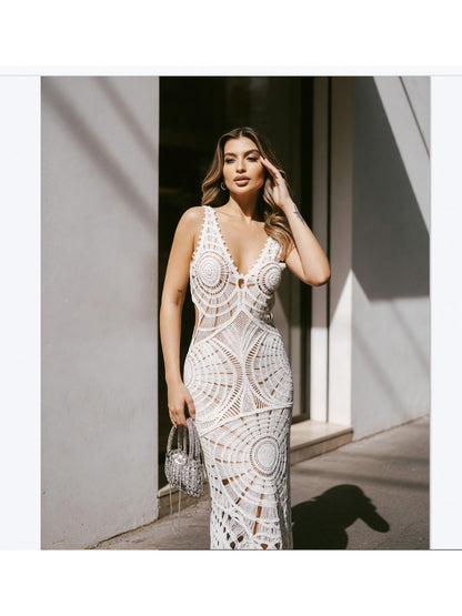 Women’s Sleeveless Beach Dress with a Deep V-Neckline main product view