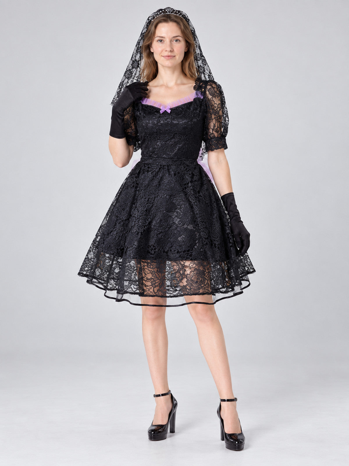 Gothic-Style Carnival Costume with Veil and Gloves