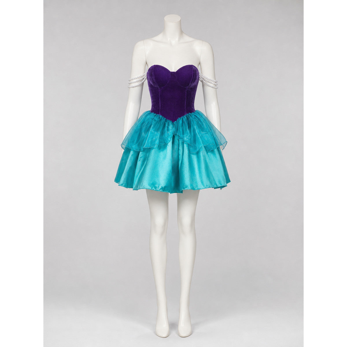 Carnival dress with a sweetheart neckline and ruffles