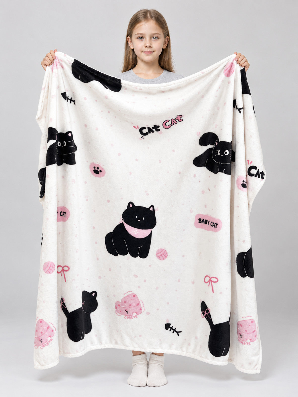 Reversible White Blanket with Cat and Bow Print