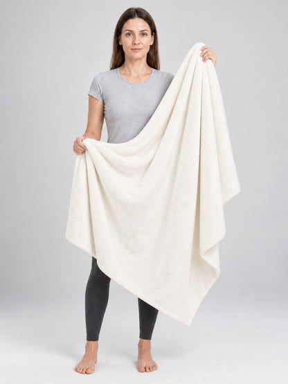 Pearl-white flannel blanket with a fuzzy texture