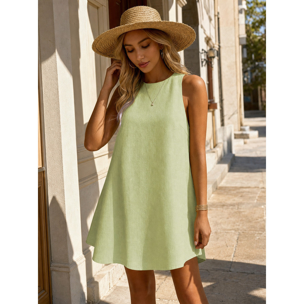 Women's Solid Color Sleeveless Dress with a Round Neckline