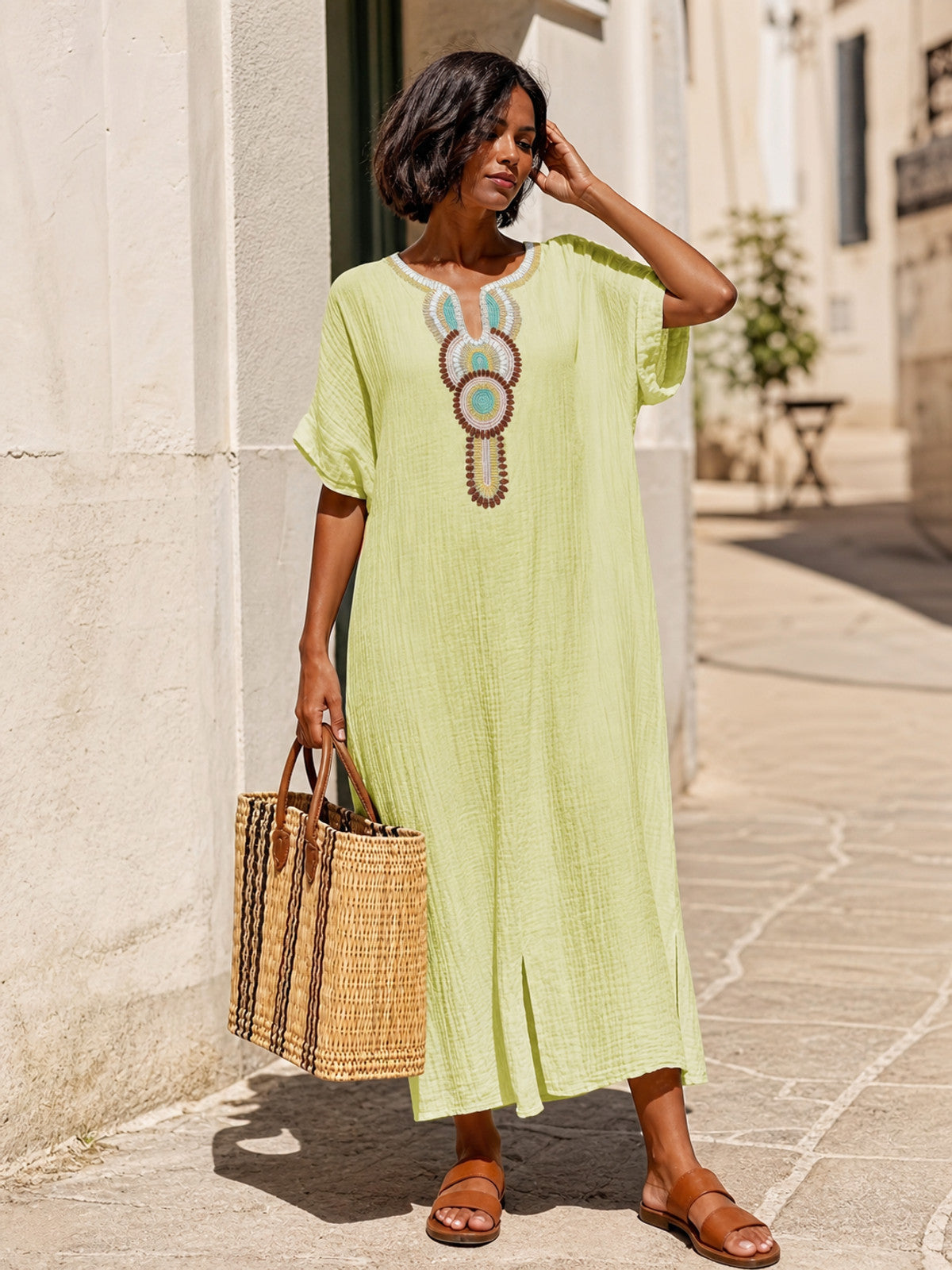 Embroidered midi dress with short sleeves and a relaxed fit main product view