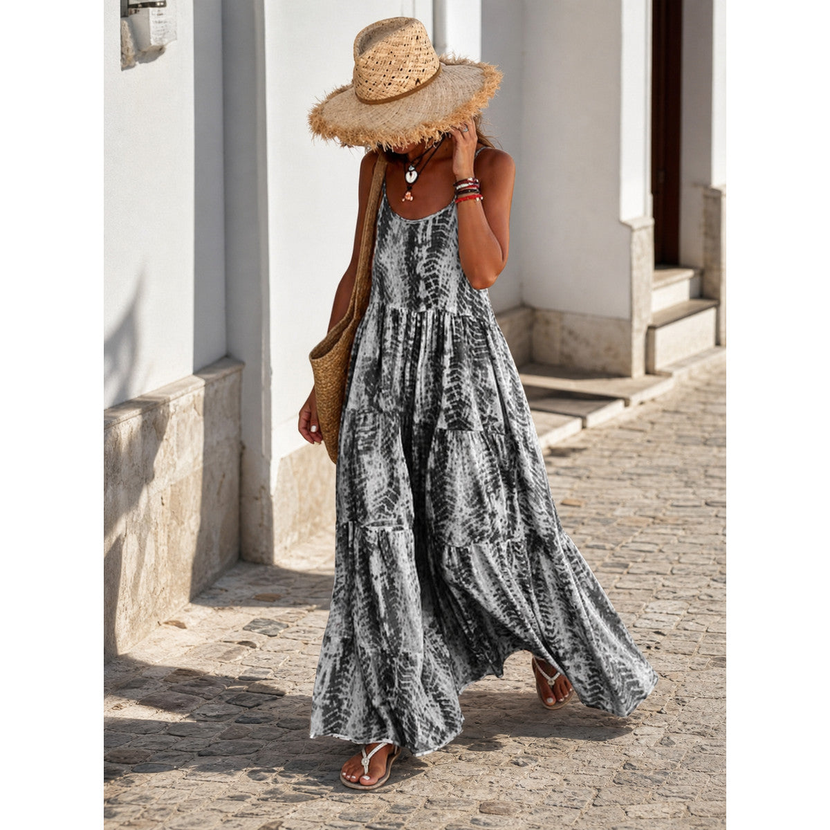 Women's Long Sleeveless Dress with a Black-and-White Pattern