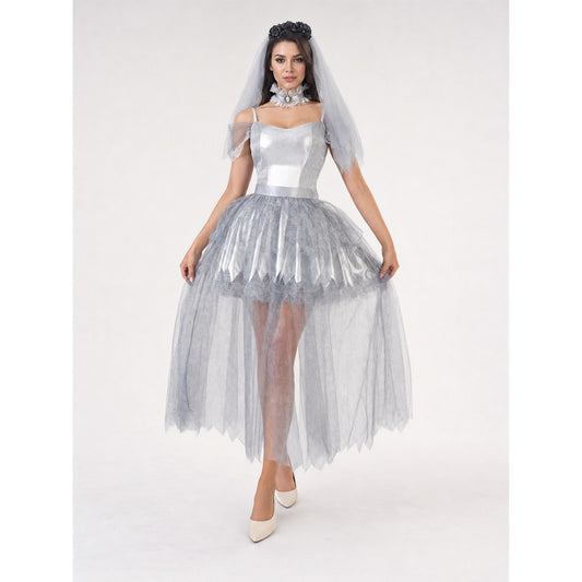 Wedding Costume with Veil and Layered Skirt