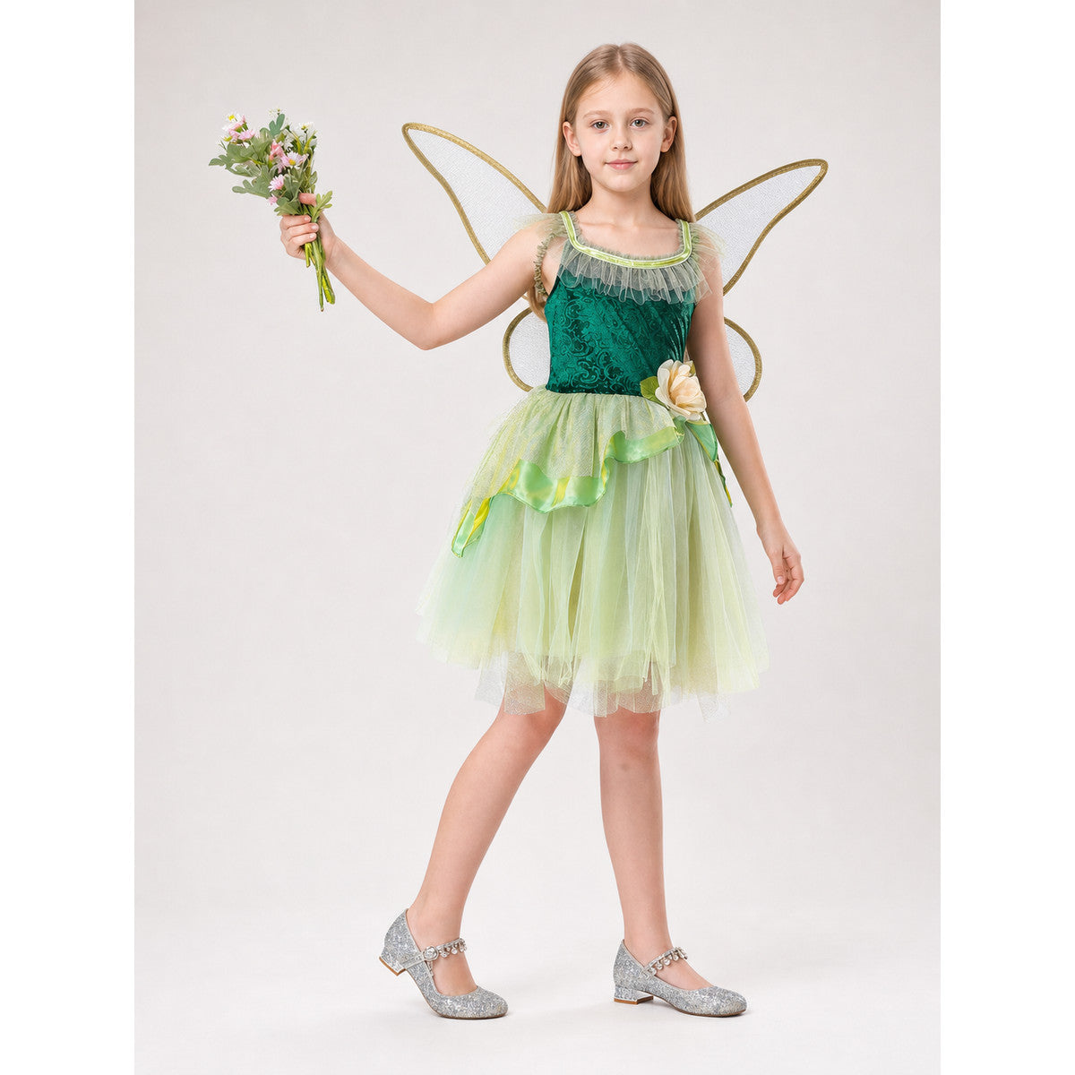 This children's dress is designed as a forest fairy costume and is suitable for performances and the June 1 holiday. The style features a green top with a jacquard pattern, a neat neckline with a ruffle, and a fit that emphasizes the waist.