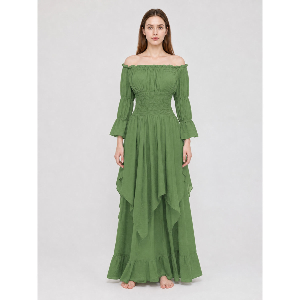 Long Dress with Voluminous Sleeves in a Vintage Style