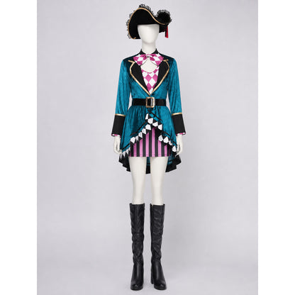 The set is designed in a pirate theme and combines clothing with distinctive character details. The main color accents are white, pink, turquoise, gold, and black. The upper part features a pink-and-white diamond pattern, while the black co