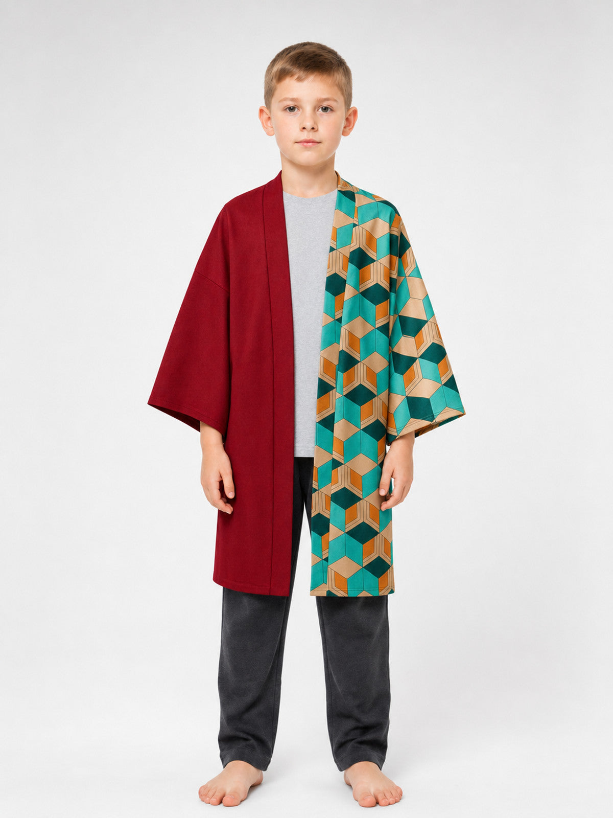 This long kimono-style cover-up combines a striking two-tone design with an