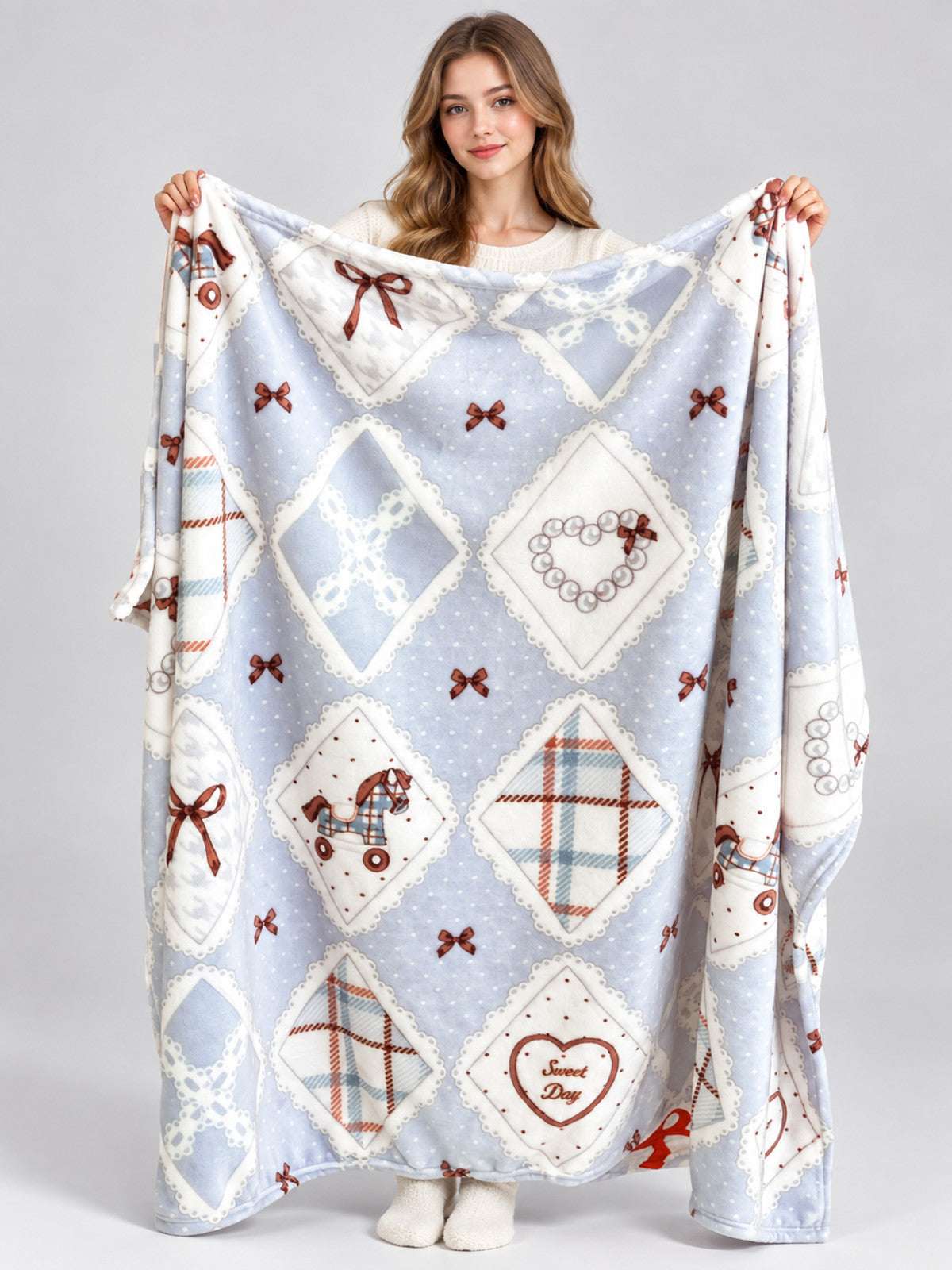 Reversible Blue Blanket with Horse and Bow Print