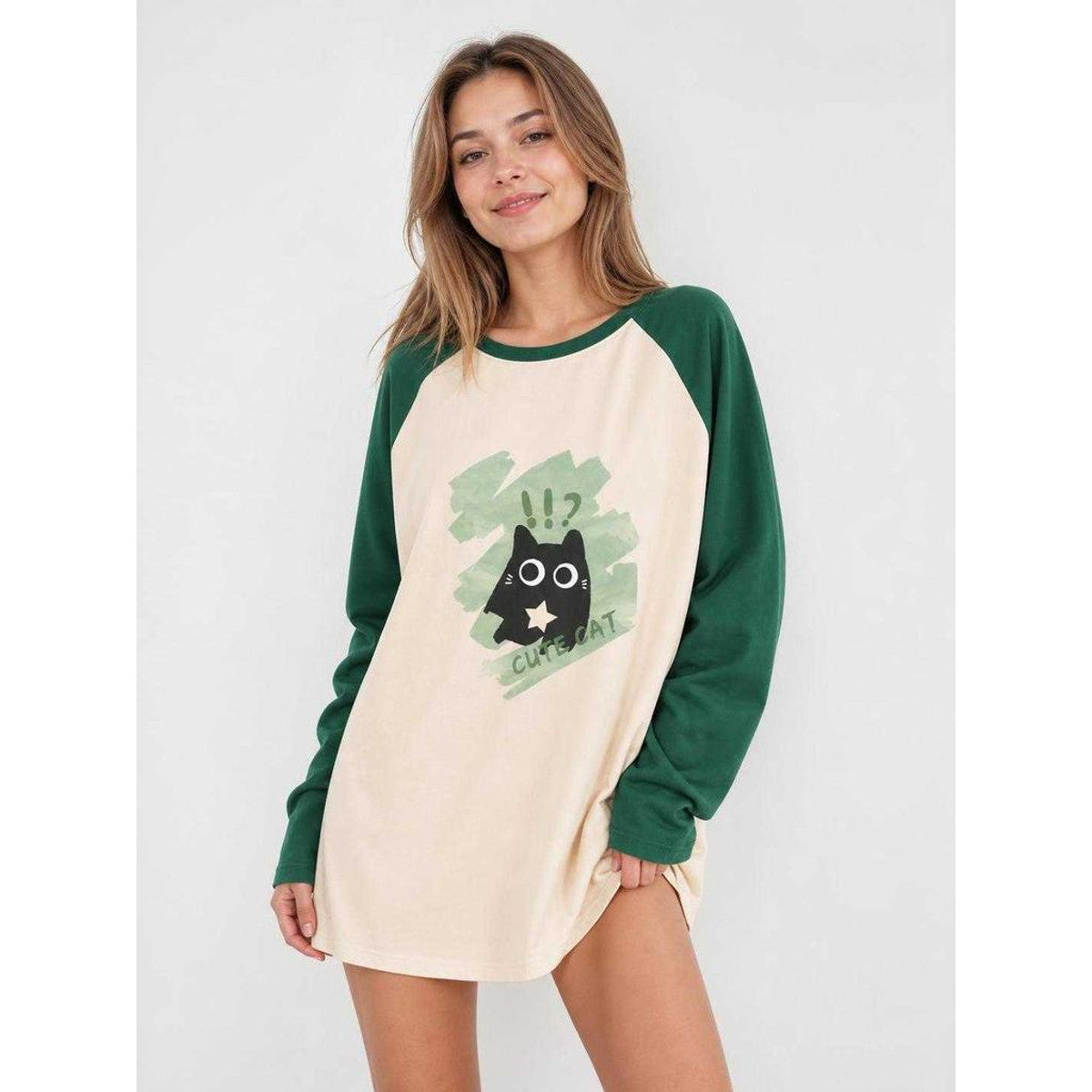 Oversized Raglan T-Shirt with Cat Print for Everyday Wear on-model view