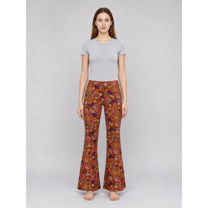 Hippie-Style Set with Bell-Bottom Pants and Accessories