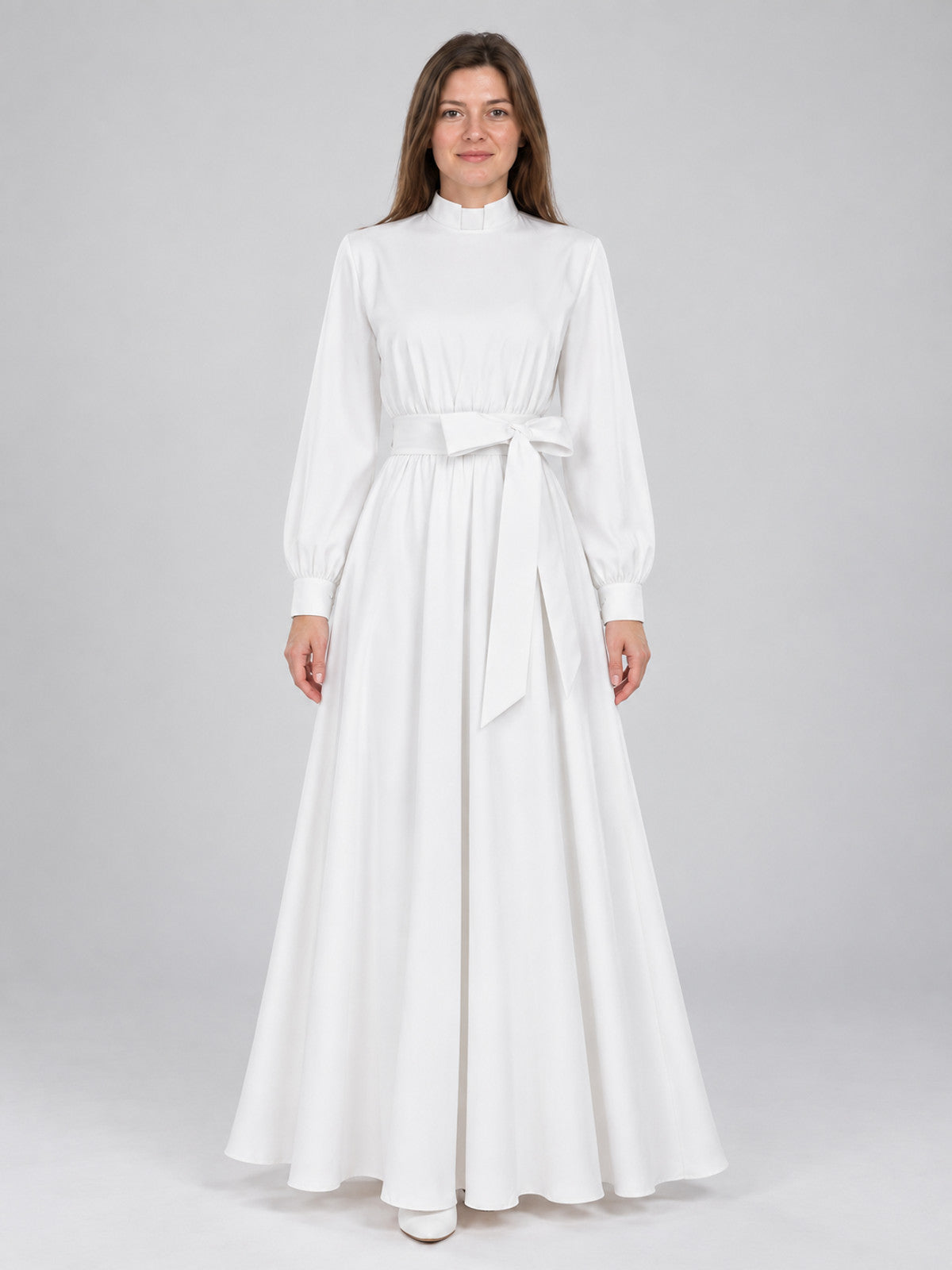 White nun costume made of linen and polyester with belt