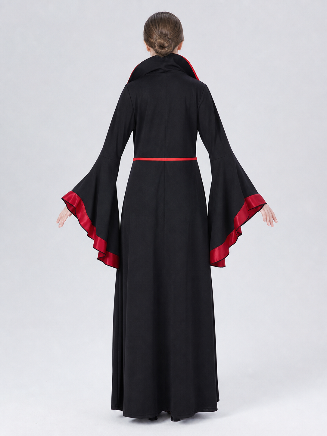 Gothic Cosplay Dress with Necklace