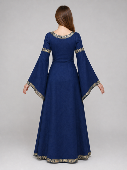 Long Medieval Dress with Belt and Pendant