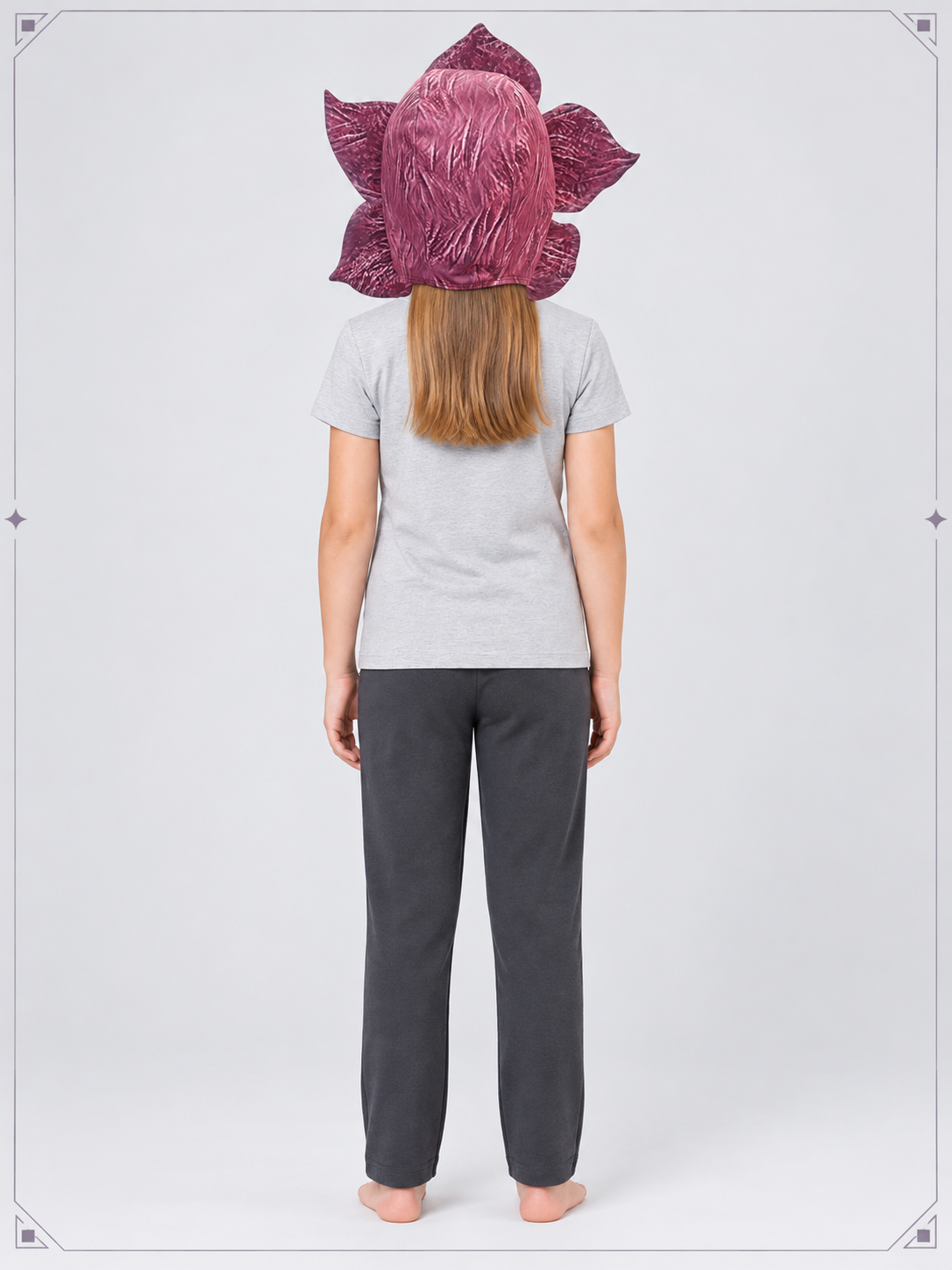 Flower-Shaped Cosplay Mask with Five Petals