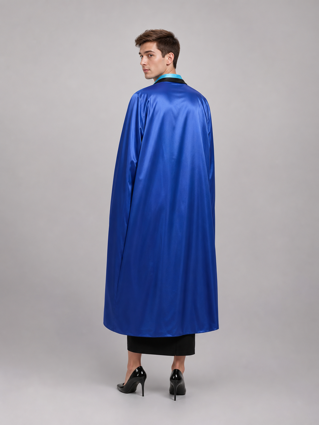 Traditional Chinese Costume: Robe and Hat