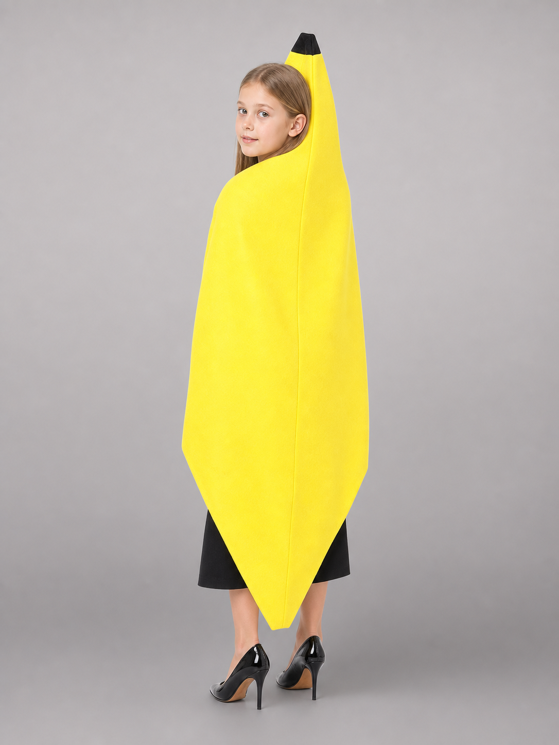 Bright banana-shaped costume for dressing up and fun events. The design