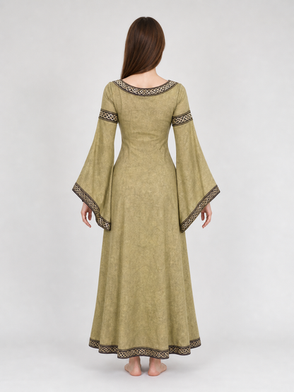 Medieval Long Dress with Pendant and Bag