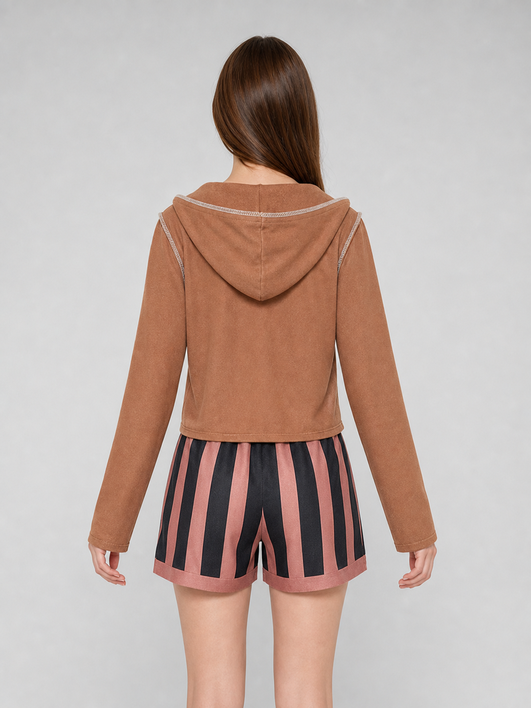 Poni cosplay costume from One Piece with jacket and shorts