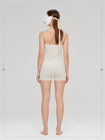 Halloween Mask, White Half-Mask with Red Lips back view