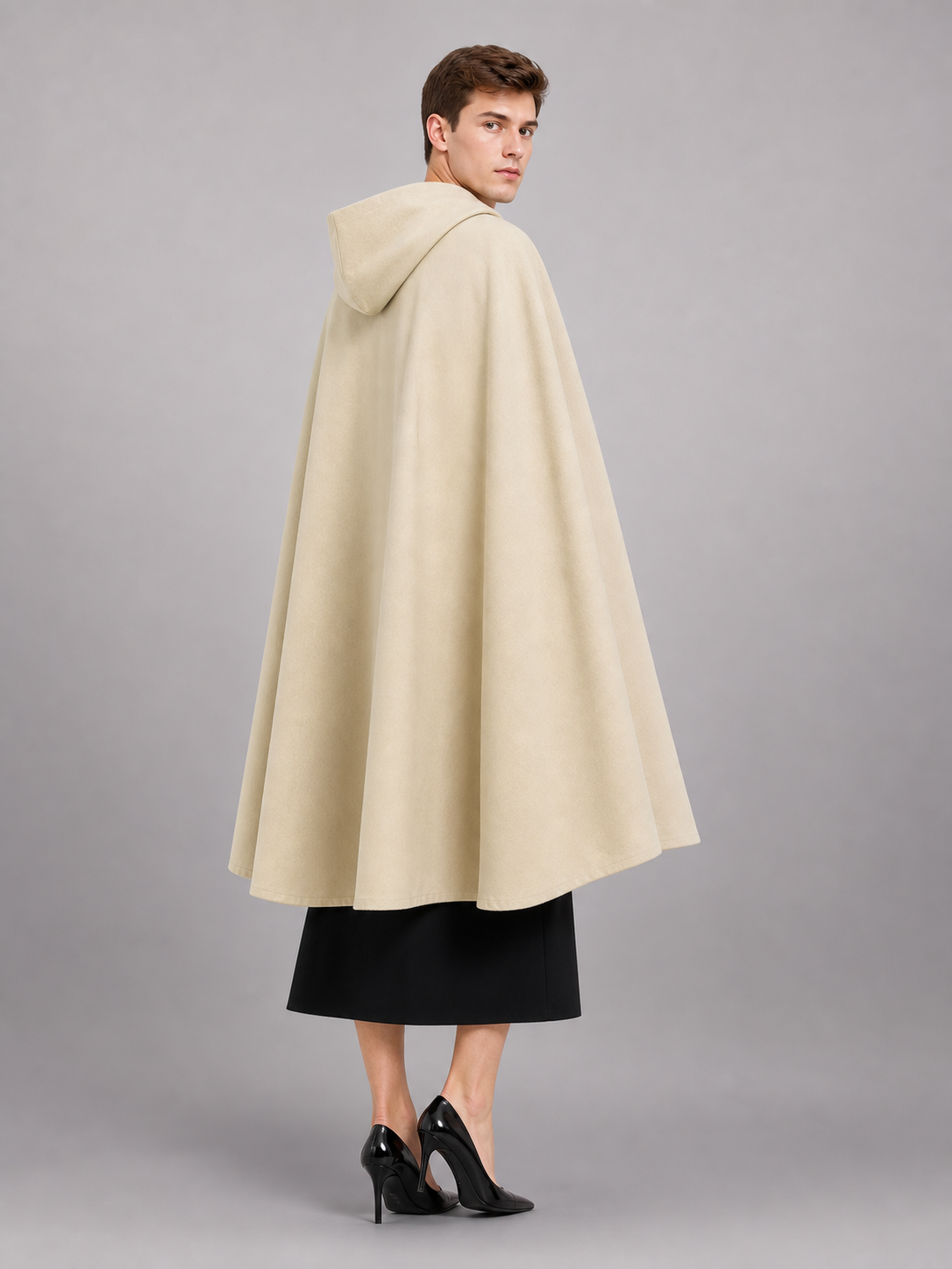Medieval Hooded Cloak, Pointed Hood Full-Length Draped Cape in Khaki for Cosplay, Fantasy Costumes and Historical-Style Outdoor Outfits
