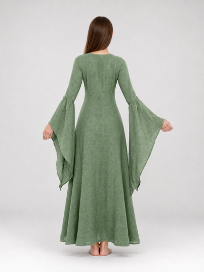 Long Green Retro-Style Dress with Belt
