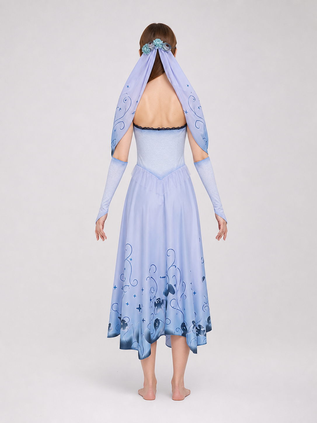 Cosplay Costume: Light Purple Dress with Veil and Decorative Details