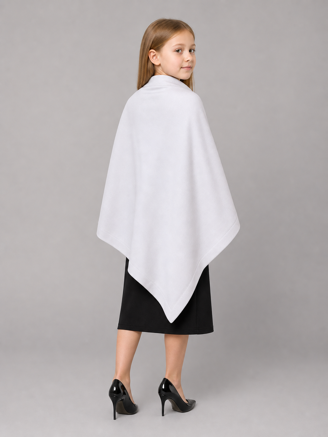 Description: White shoe covers—a pair of accessories for completing a costume and neatly covering shoes. The design consists of two identical overlays with a simple construction: the covers are worn over shoes, have open openings around the