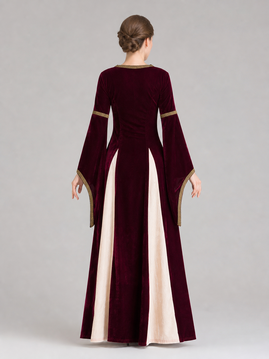 Vampire Costume: Medieval Dress