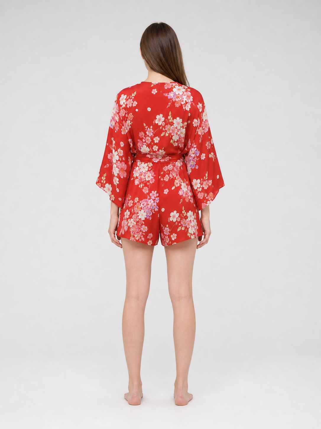 Short floral kimono robe for parties