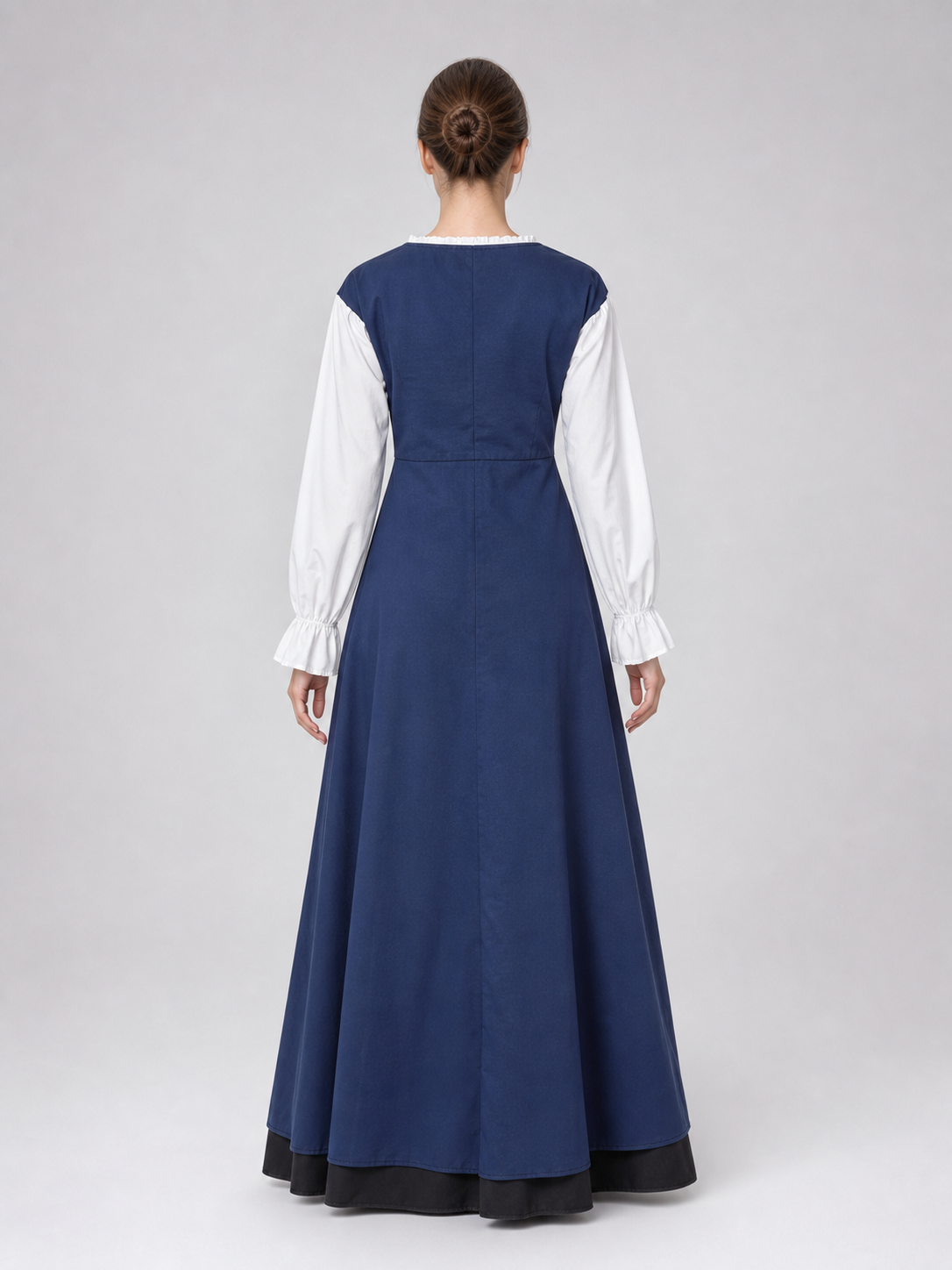 Halloween Costume: Retro Dress with Headpiece