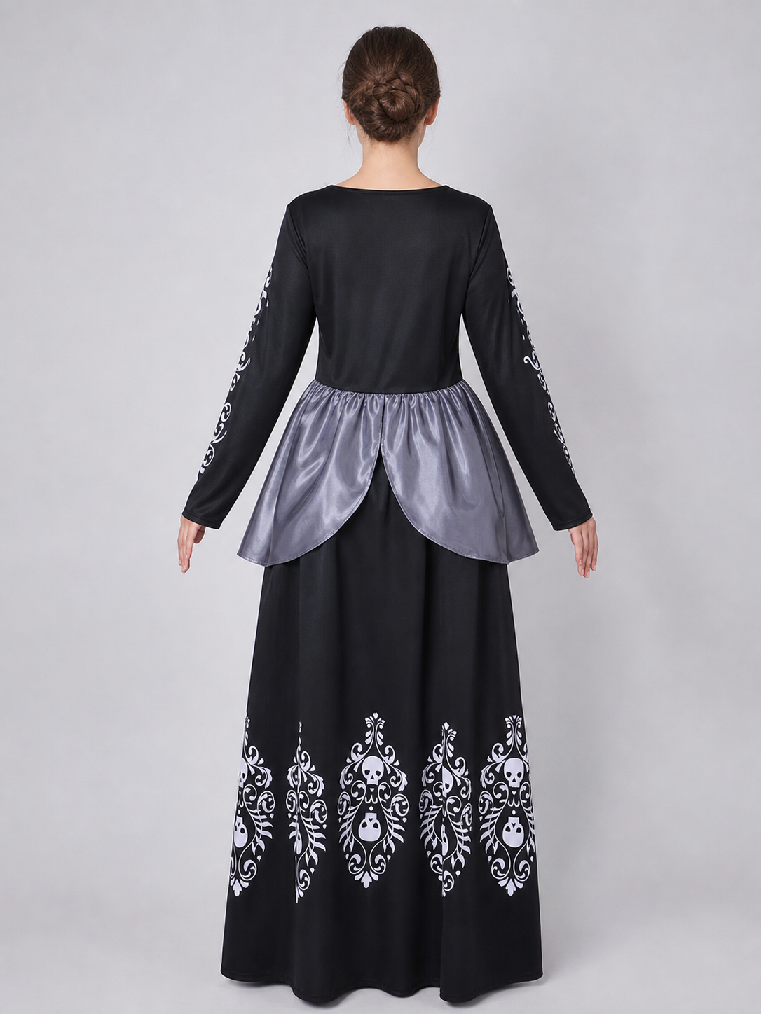 Gothic hooded dress with long sleeves