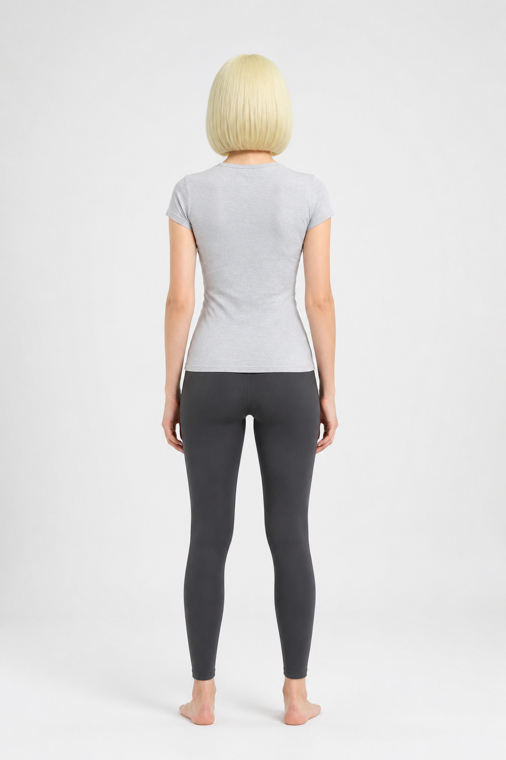 Short blonde bob wig with straight bangs for cosplay