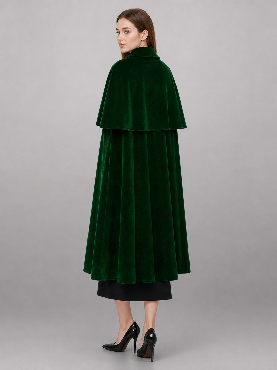 Dark Green Carnival Cape for a Vampire Costume
