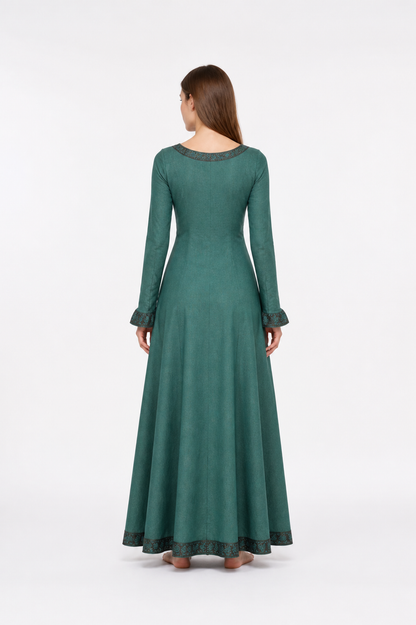 Dark Green Medieval Dress with Long Sleeves