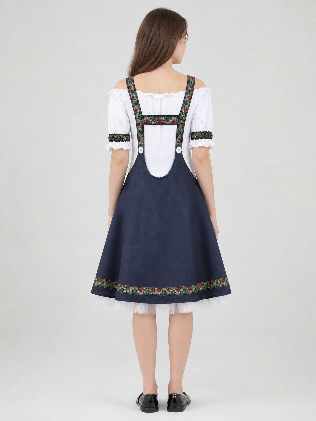 Oktoberfest Costume: Blouse and Sundress